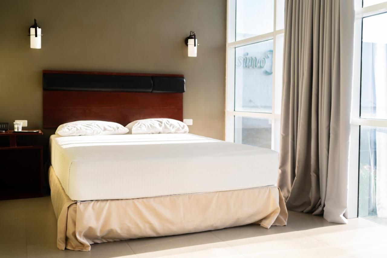 Dosi Hotel Ph Талисей Екстериор снимка